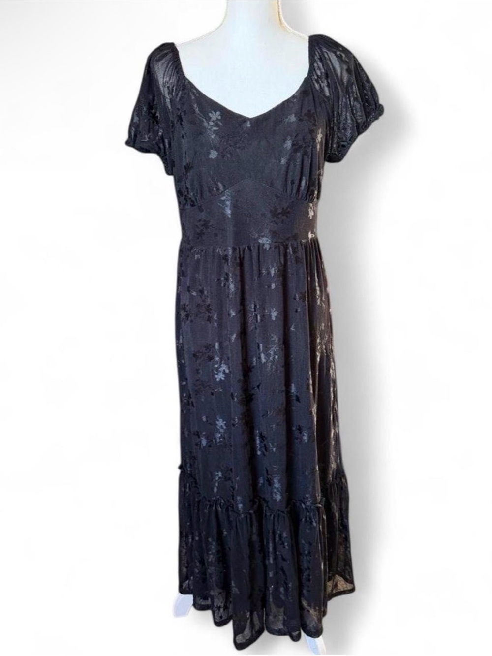 Ember Black Floral Burnout Ruffled Hem Puff Sleeve V-Neck Maxi Dress Size XL